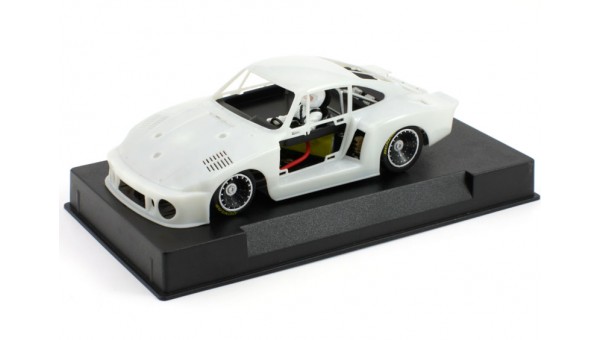 SWK/77 - Porsche 935-77 White Racing Kit de Sideways