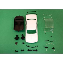 Carrocería en kit blanco para montar BMW 2002i - 20222 Avant Slot