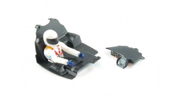 Cockpit especial para Lola AM y Lola B10