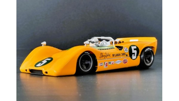 McLaren M6A Can-Am Denny Hulme n5 Can-Am Road Amer